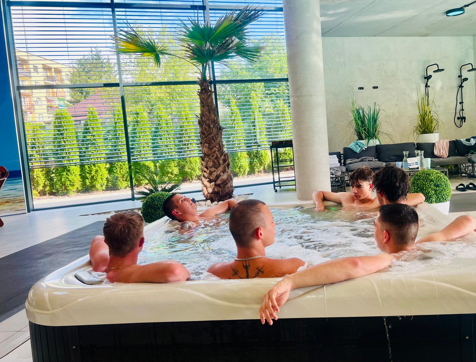 Jacuzzi – A luxurious bath for the body and senses